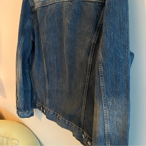 Levi’s Trucker Denim Jacket - Picture 11 of 14